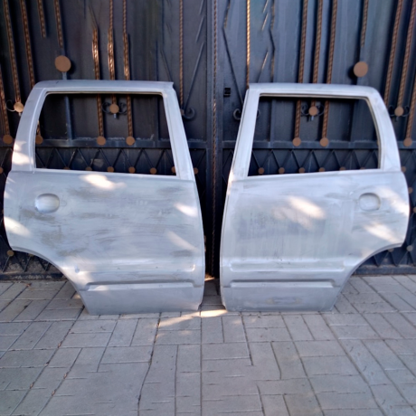 Задняя боковая дверь правая стеклопластиковая для Chevrolet Niv@ купить недорого с доставкой в Ленинск-Кузнецкий
