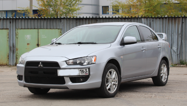 Рамка под номер на передний бампер для Mitsubishi Lancer X (2007-2016) купить недорого с доставкой в Ленинск-Кузнецкий